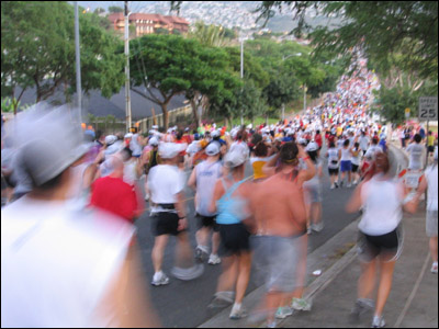 2006 Honolulu Marathon - 18th Ave