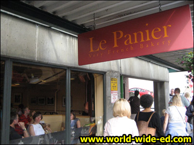 Le Panier Very French Bakery