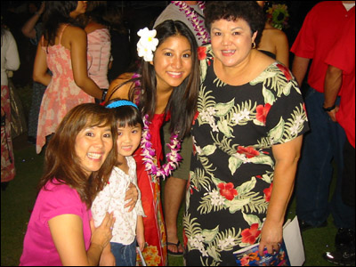 Lianne, Kassie and Nan with Jasmine Trias (Photo Courtesy: Lianne Killion)