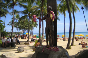 Duke Kahanamoku statue, Waikiki