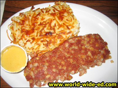 Side order of hash browns and corned beef hash