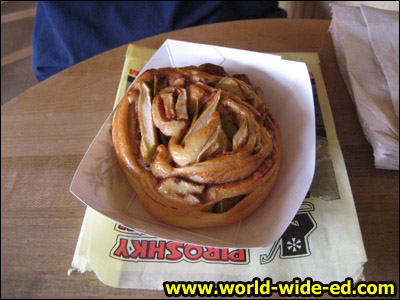 Apple Cinnamon Roll