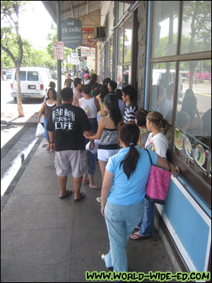 Line Outside Pho To-Chau