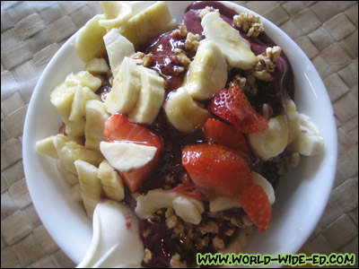 Da Cove Bowl (Açai, Bananas, Strawberries, Granola & honey) - $7.50