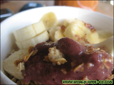 Closeup of Açai and granola