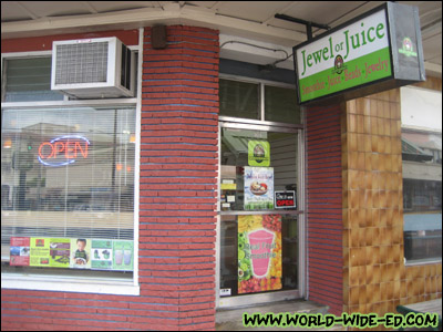 Jewel or Juice on the corner of Koko Head and Waialae