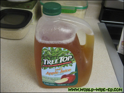 Jumbo Jug 'o Juice, Apple that is