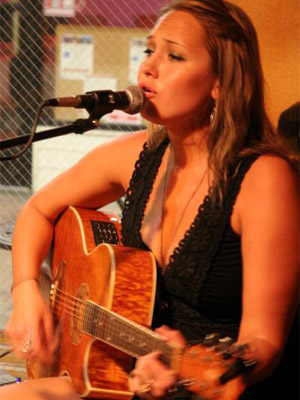 Anuhea blowin' [Photo courtesy of Stan at BJPenn.com]