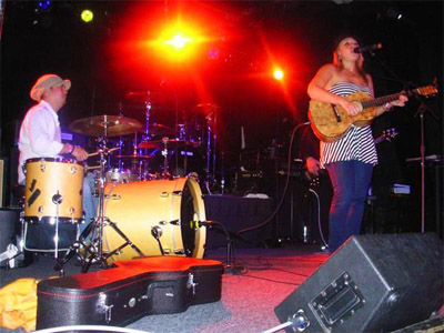 Anuhea with Shawn Pimental on drums