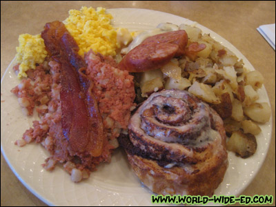 My $7.99 buffet lunch (breakfast actually) at the Main Street Station Hotel in downtown (heart don't fail me now!)