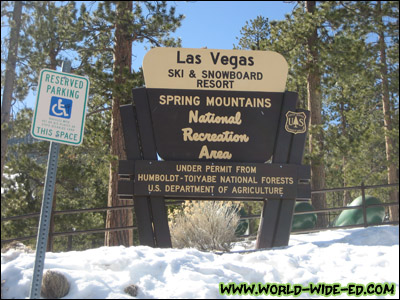 Las Vegas Ski & Snowboard Resort Sign