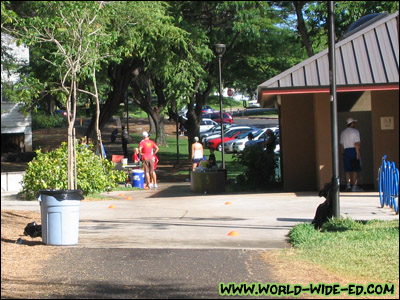 Leaving the first of 3 aid stations at Kapiolani Community College (the 2nd was at the beginning of Elepaio St and the 3rd was at Triangle Park)