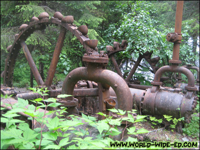 Pelton Wheel - Some old school mining contraption ;)