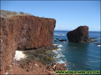 Pu`u Pehe (Sweetheart Rock)