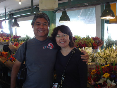 Uncle Norman and Aunty Andi at Pike's [Photo credit: Mom Kojima]