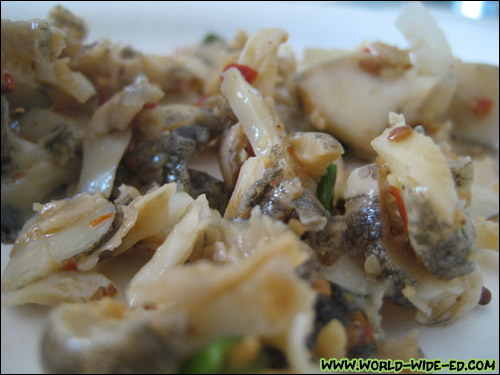 Japan Clam Poke - Japan clam meat, alae salt, chili pepper flakes, green onions, sliced sweet onion, and sesame seed oil ($11.99/lb)