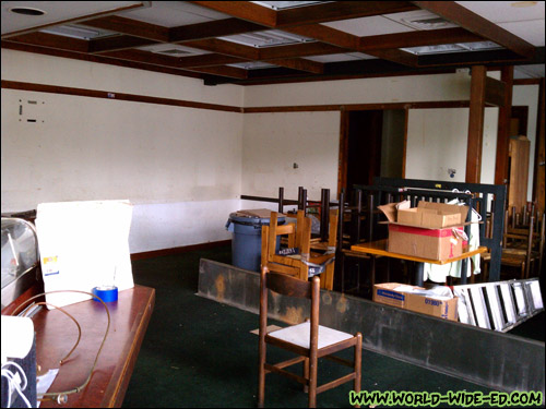 Dining area inside the old Tokkuri Tei